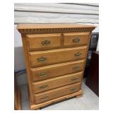 Roxton Maple 5-drawer Dresser, 36x19x47 '