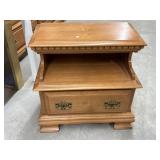 Roxton Maple Side Table, 24x15x24 '