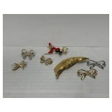4 Costume Jewelry Brooches