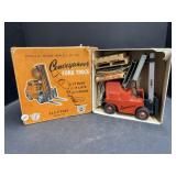 Victory Conveyancer Battery Op. Fork Truck in Box