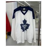 Toronto Maple Leafs Size M Jersey
