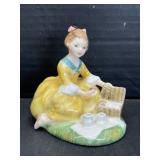 Royal Doulton - Picnic    HN2308