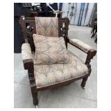 Antique Arm Chair, 27x21x31 '