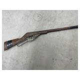 Vintage Daisy Pellet Gun - well worn, see photos