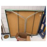 Ping Pong table w/ paddles & balls