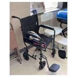 Folding wheel chair