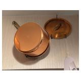 2 copper saucepans, 2 small pans, decorative pan