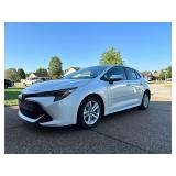 2022  TOYOTA  Corolla 2022 Toyota Corolla Hatchback - Like New