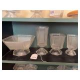 4 pleat & panel pedestal dishes