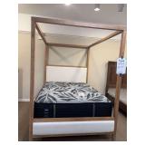 COURTLAND WOOD RAILS QUEEN - BASSETT FURNITURE IND., INC