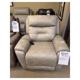 TRIPLE POWER RECLINER W/ SOUTHERN MOTION