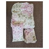 KING SPREAD, 2 SHAMS, 1 SM PILLOW (4PC)