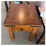 Mango Chairside table