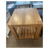 S/O END TABLE - BASSETT FURNITURE IND., INC
