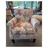 FLORAL CRAFTMASTER UPHOLSTERED CHAIR
