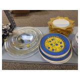 Misc plates & cups
