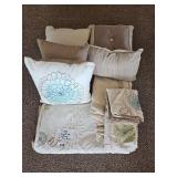 KING DUVET COVER, 7 PILLOWS, 2 KING SHAMS (10PC)
