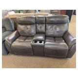 DOUBLE RECLINING CONSOLE LST P HDRST - SOUTHERN MOTION