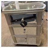3 DRAWER OVAL CHEST MIRRORED SILVER - STEIN WORLD