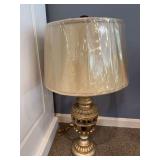 PT1214 ELDORADO (STYLECRAFT) 31" LAMP & 18" LAMP (DAMAGED), BG2004 MORROCCAN GOLD 23" TABLE LAMP