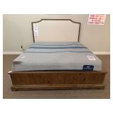 TRUFFLE UPHOLSTERED HEADBOARD & FOOTBOARD KING SIZE - BASSETT FURNITURE IND., INC