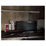 Grabber, signs. Key box