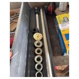 Universal camshaft bearing tool