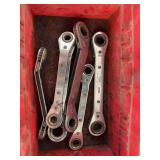 Ratcheting metric wrench’s