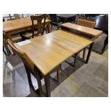MAVIN AMISH MADE TABLE & 2 chairs, leaves