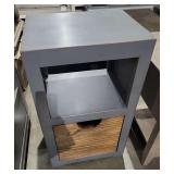 PROGRESSIVE FURNITURE SIDE TABLE W/ BASKET  A512-29G 8752270 01560 102391