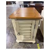 Accent table 16" x 28" x 23"