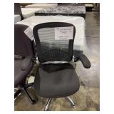 Castered swivel office chair