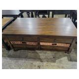 RECT. LIFT-TOP COCKTAIL TABLE - MAGNUSSEN HOME FURNISHINGS, INC 7096530