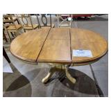 TABLE W/ HIDEAWAY LEAF