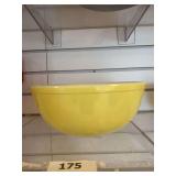 Pyrex yellow 404 mixing bowl