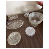 Lot of clear glass pieces