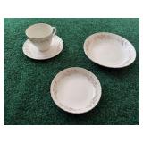 Lot of Jacqueline china bowls, cups and saucers