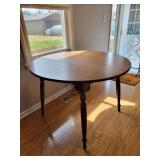Dining Table 30 x 43'dia