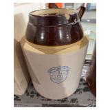 1 gallon Uhl crock (damaged)