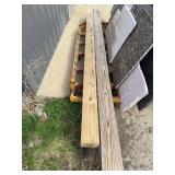 2 wood 4' x 6' posts 121' & 130'l