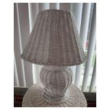 Pair of wicker lamps 19'