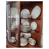Noritake Contemporary Fine China Set 'Blue Hill (2482) (Sri Lanka)