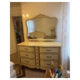 Vintage Drexel dresser with mirror 54”x22”x34” , mirror is 44.5” x 37”