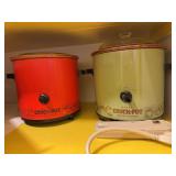 2 Crockpots, warming tray