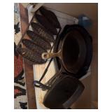 4 cast iron skillets, corn bread pan