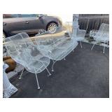 4 pc wire mesh style patio set