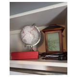 Wood lamp with bamboo panels (damage to lid), small 9” globe, triangular prism