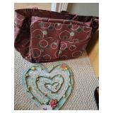 Plastic Tote, Plaque