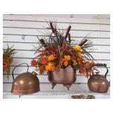 Copper kettle & center piece