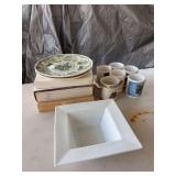 Square dish, 6 coffee cups, decorative plates